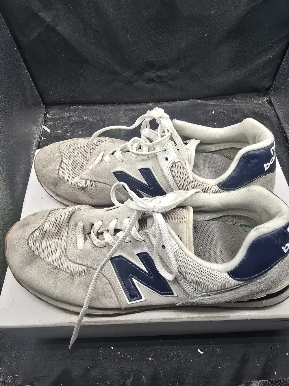 New Balance White and Navy Retro Runner Sneakers‎